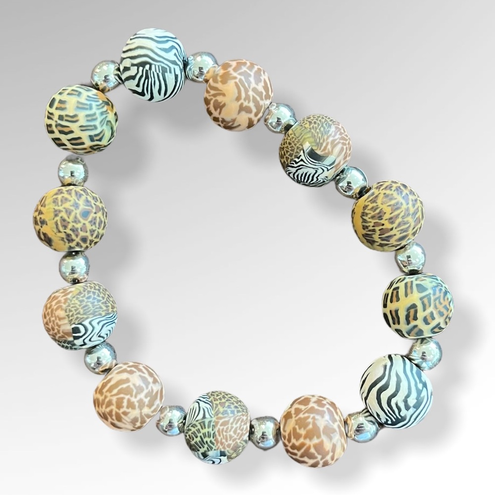 Bracelet — cute summer accessory